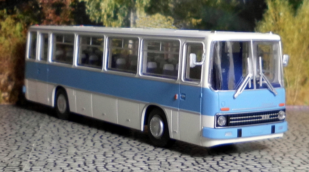 Ikarus 255