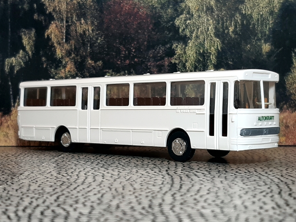 Autokraft weiss Türseite
