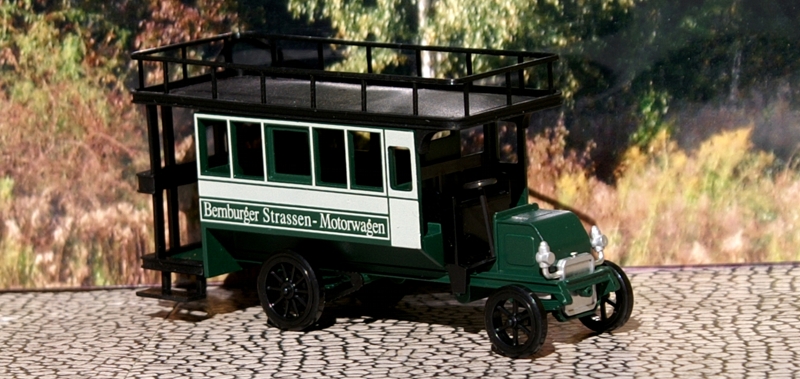 Straßenmotorwagen