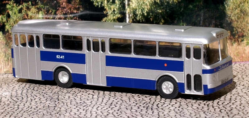 Ikarus 556